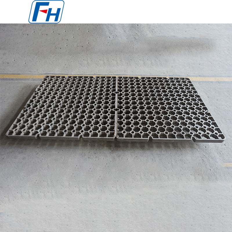 連続ローラーハース炉用熱処理ベーストレイ | FH®